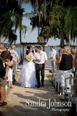 Best Paradise Cove at Buena Vista Watersports in Orlando, Florida wedding photographer - Sandra Johnson (SJFoto.com)